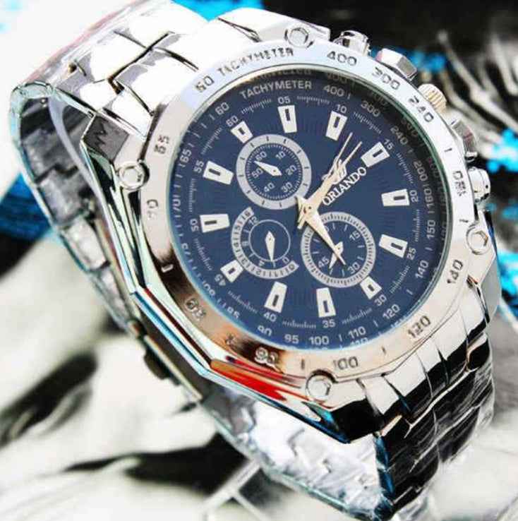 Modische Herrenuhr aus silbernem Edelstahl – Luxusuhr einer Top-Marke, sportliche Herrenuhr, lässige Armbanduhr