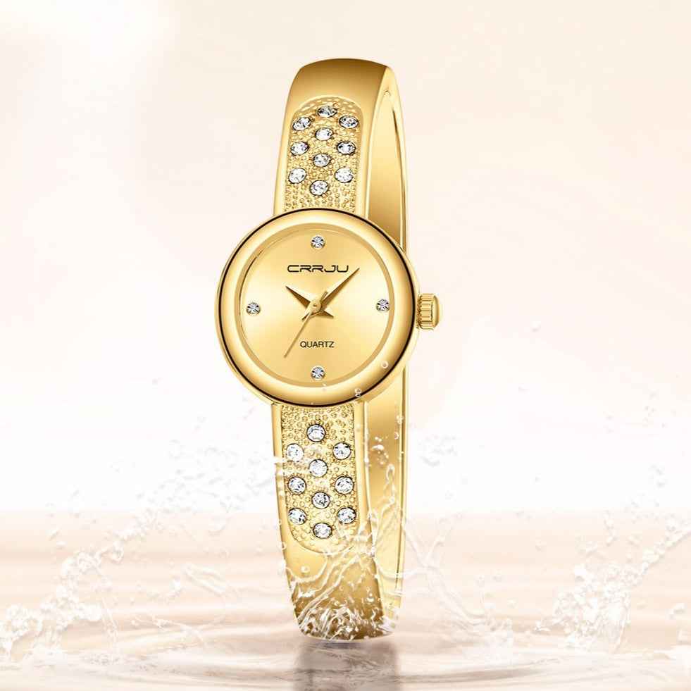 Womens Water Diamond Quartz Gold Bracelet-Style Watch